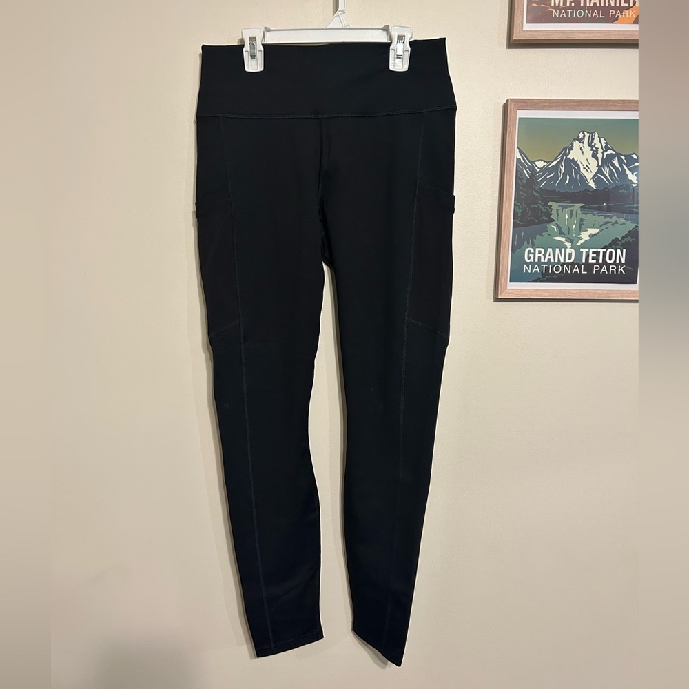 Fabletics power hold leggings